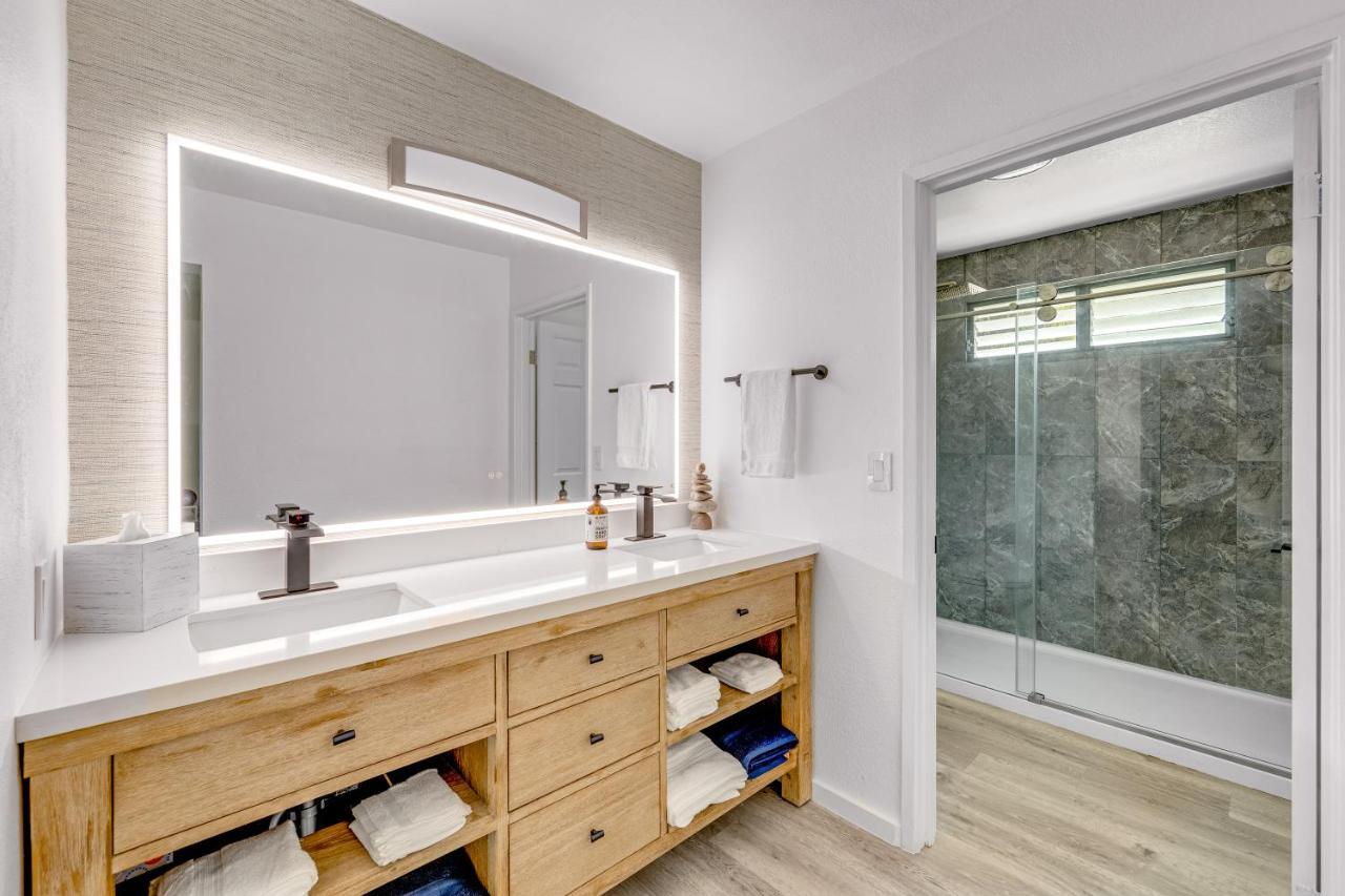 Newly Renovated Condo With Sup Paddle Boards And Golf Clubs Included Kailua-Kona Eksteriør bilde