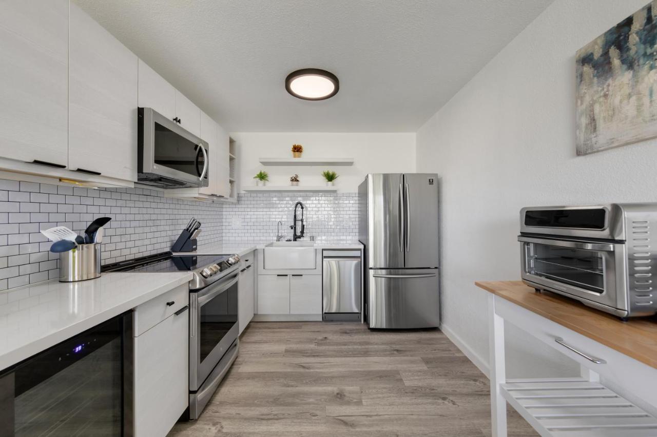 Newly Renovated Condo With Sup Paddle Boards And Golf Clubs Included Kailua-Kona Eksteriør bilde